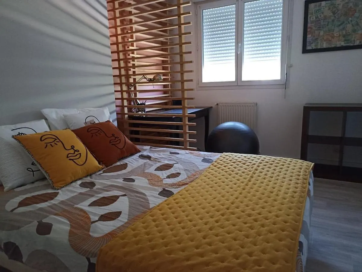 Cozy T3 Appartement 70M2- Plescop 0*,  Frankreich